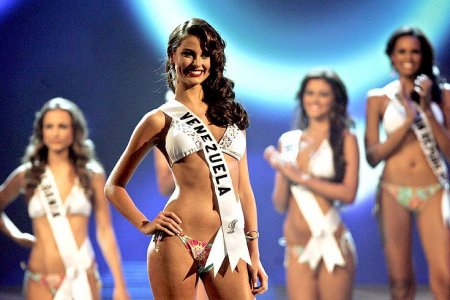 Мисс Вселенная (11 фото)