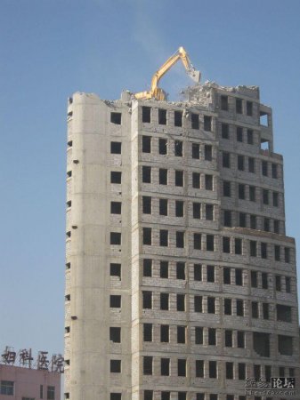 Разбор здания (9 фото)