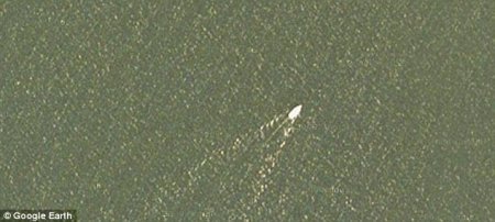 Лох-Несское чудовище вернулось (4 фото)