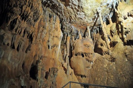 Мраморная пещера в Крыму (23 фото)