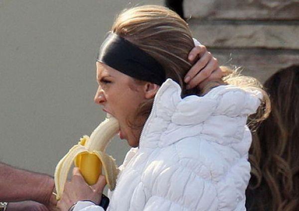 Антисексуальные девушки (29 фото)