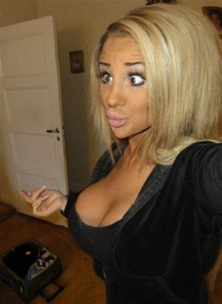 Антисексуальные девушки (29 фото)