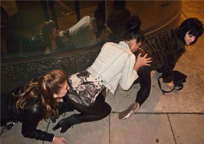 Антисексуальные девушки (29 фото)