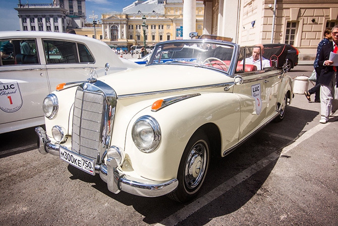 Красивые ретро-автомобили на L.U.C Chopard Classic Weekend Rally (50 фото)