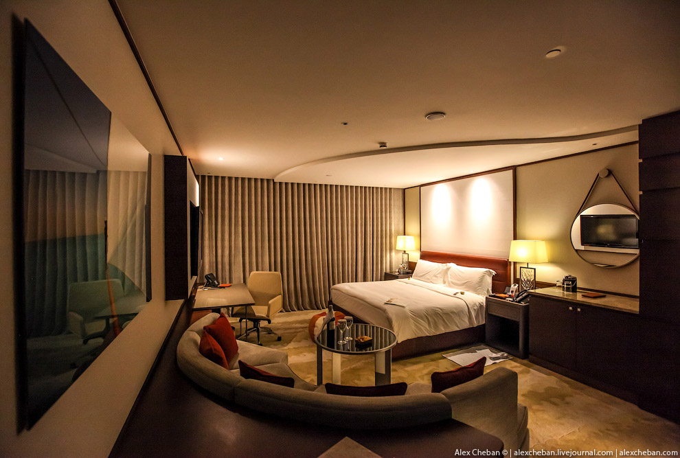 Отель с самым лучшим видом в Дубае