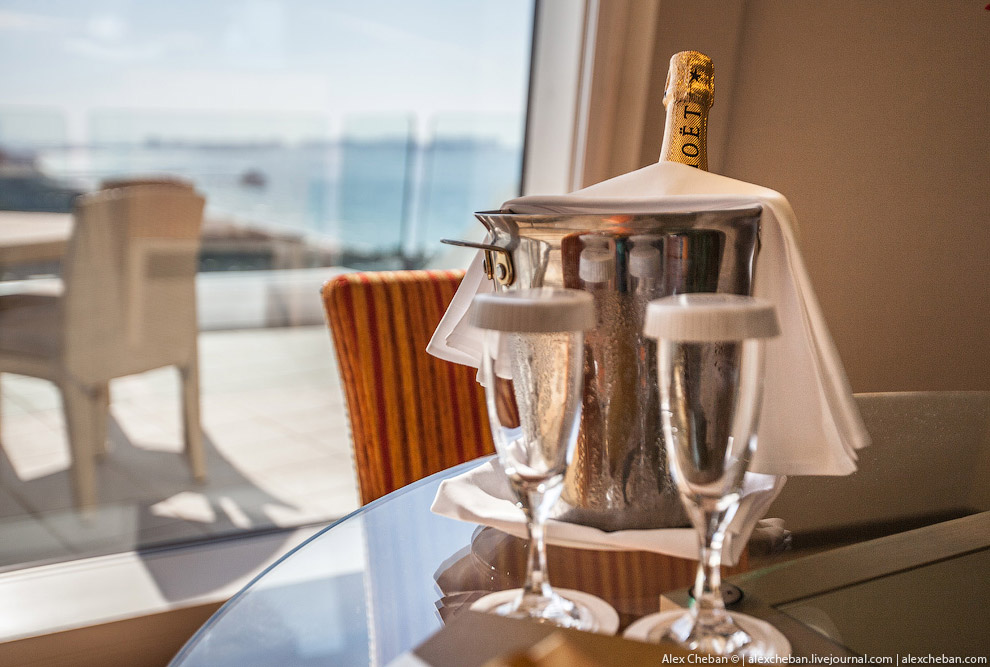 Отель с самым лучшим видом в Дубае