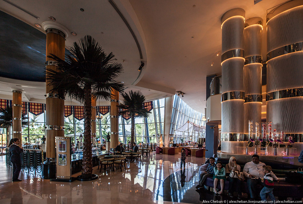 Отель с самым лучшим видом в Дубае