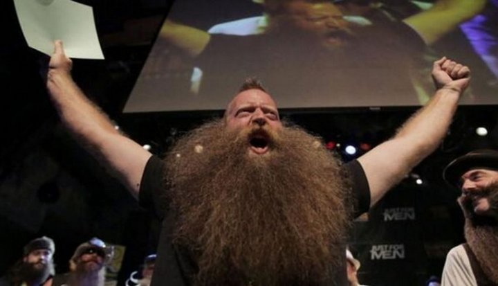 Самые необычные соревнования, которые проводятся в мире