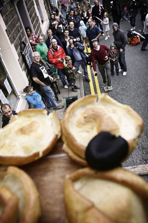Самые необычные соревнования, которые проводятся в мире