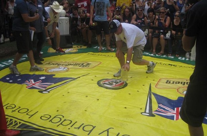 Самые необычные соревнования, которые проводятся в мире