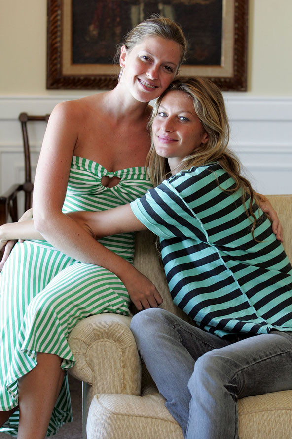 Знаменитые красотки и их не менее привлекательные сестры