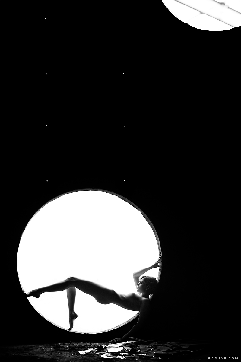 Обнаженные девушки в объективе Ильи Рашапа