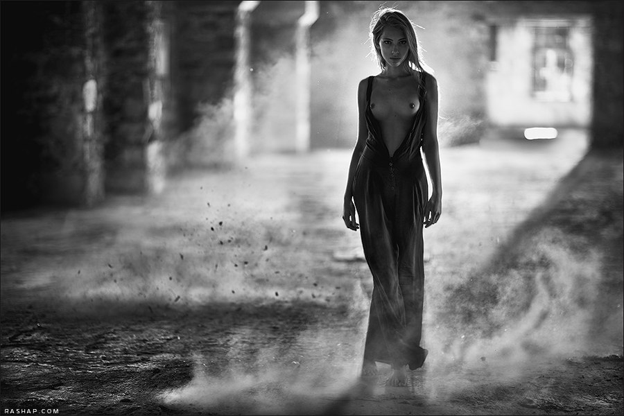 Обнаженные девушки в объективе Ильи Рашапа