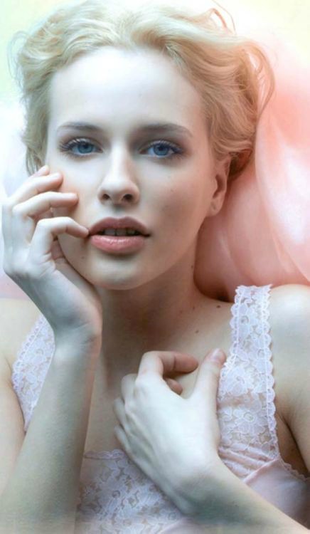 Наталья Переверзева - Мисс Земля 2012 (25 фото)