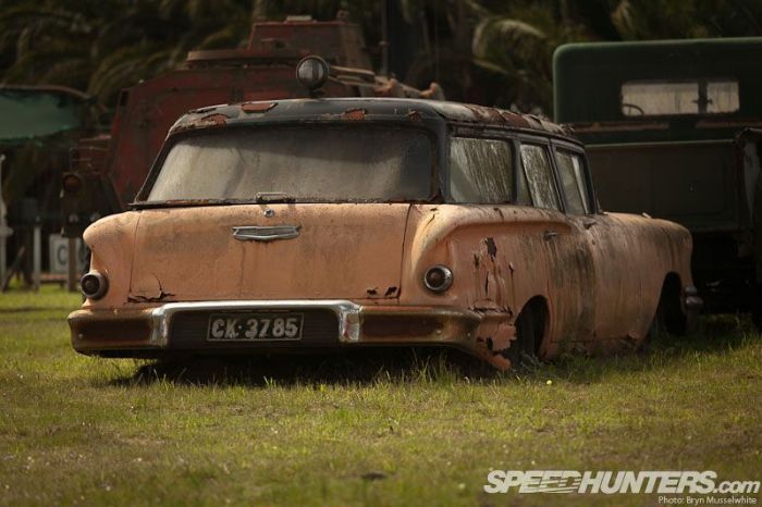 Музей ретро-автомобилей под открытым небом (46 фото)