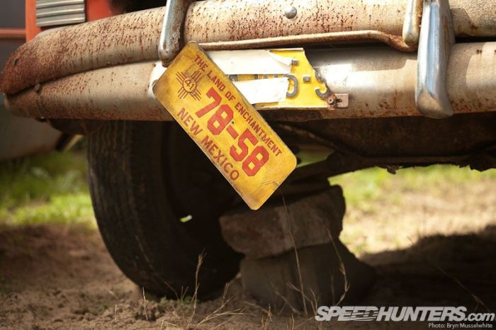 Музей ретро-автомобилей под открытым небом (46 фото)