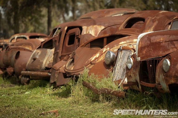 Музей ретро-автомобилей под открытым небом (46 фото)