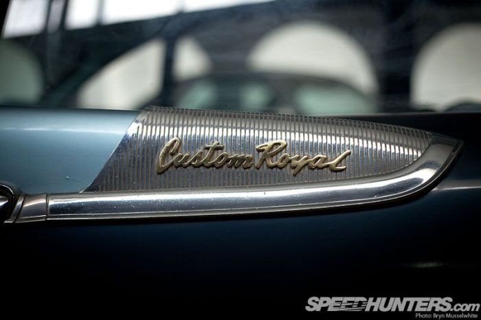 Музей ретро-автомобилей под открытым небом (46 фото)