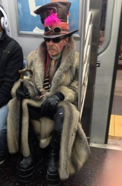 Модные люди московского метро