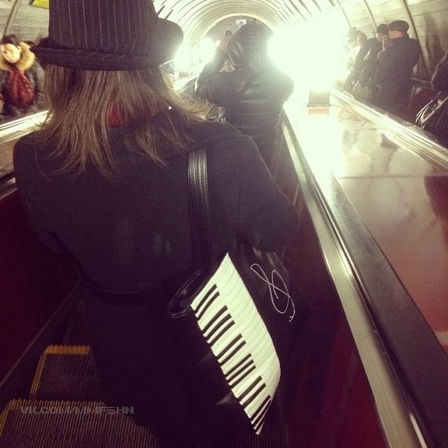 Модные люди московского метро