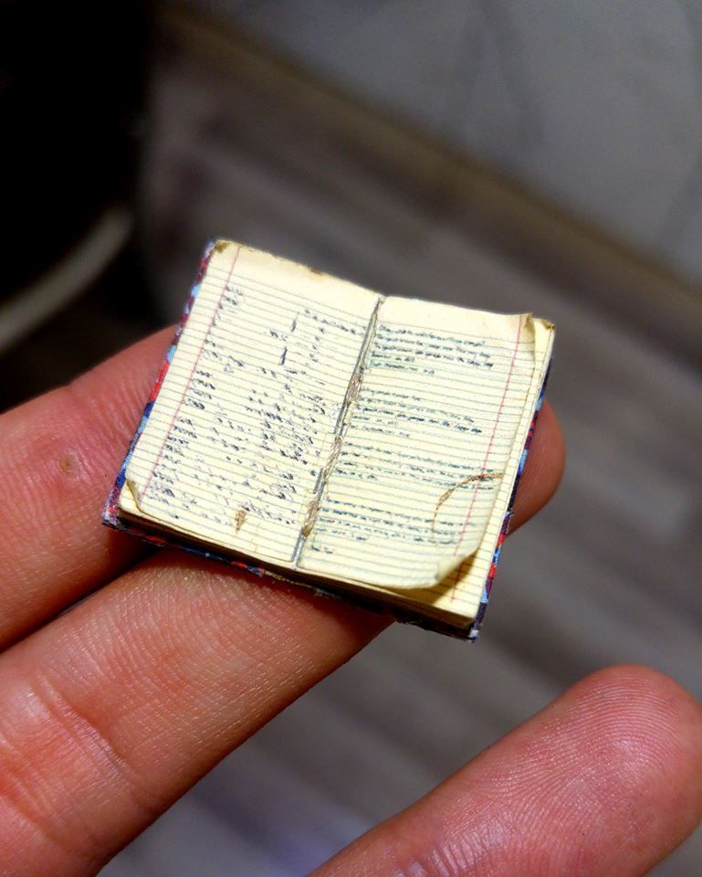 Крошечные диорамы с невероятной детализацией от художника-самоучки