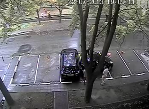 Понаставят джипов, су*и!