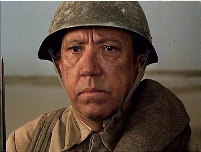 Из сержантов — в рядовые