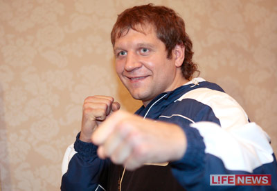 Александра Емельяненко заподозрили в изнасиловании