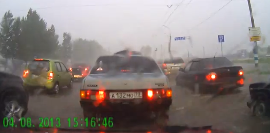 Венеция в Ульяновске, катера на колесах