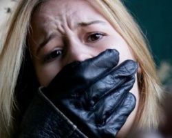 В центре города насильники украли ростовчанку