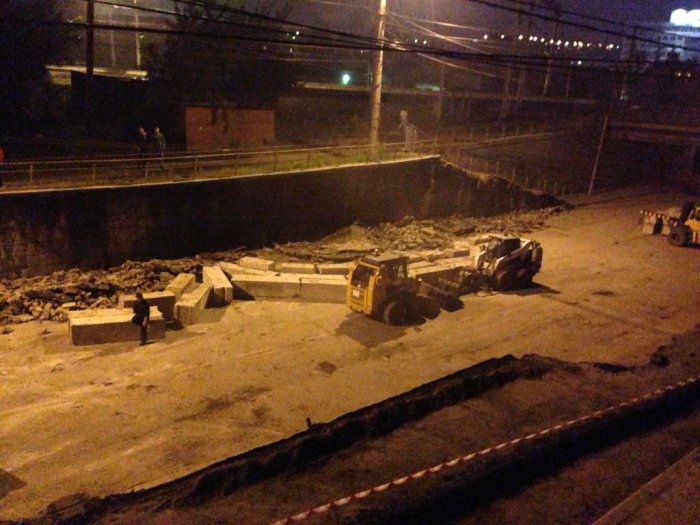 Разбирают потихоньку