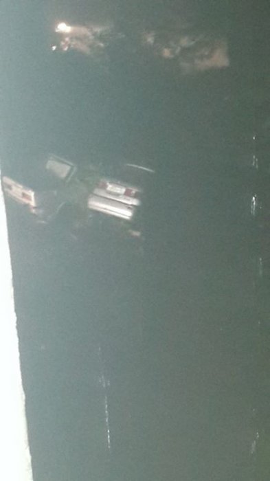 В Академгородке обрушилась стена с автомобилями