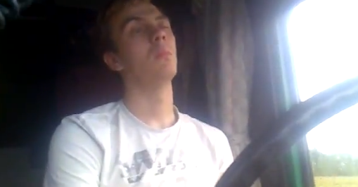 Как засыпают за рулем