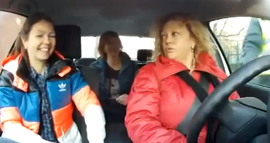 Веселые дамы и хамоватый гаишник