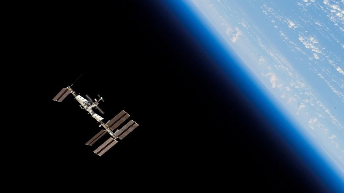 Обои на рабочий стол /100 Amazing Mixed FullHD Wallpapers v11