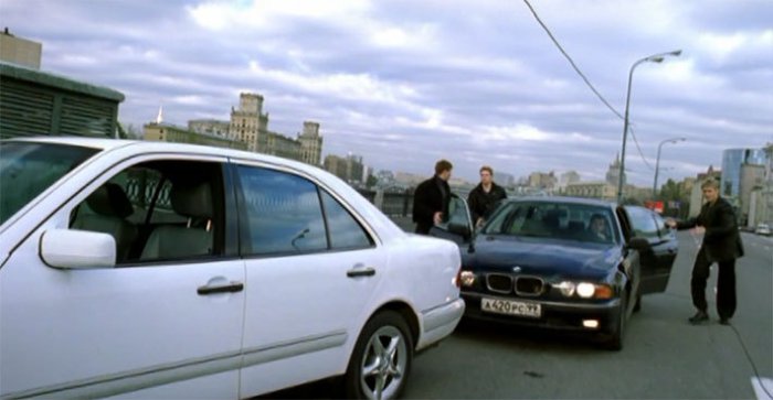 К 10-летию культового кино: на чем ездили бандиты в фильме «Бумер»