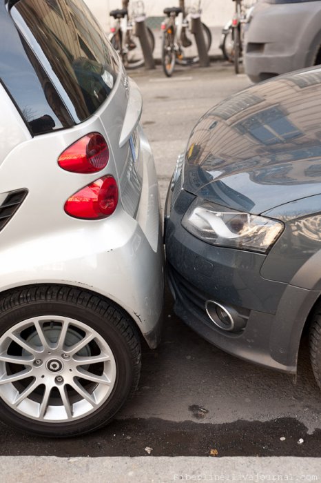 Как паркуются в Париже и цена на топливо