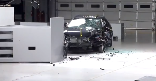 2014 Toyota Corolla краш-тест IIHS