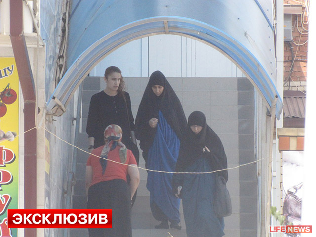 Спецслужбы несколько месяцев следили за волгоградской смертницей Асияловой