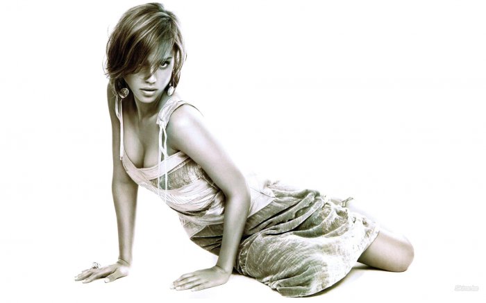 Обои на рабочий стол /Girls-121