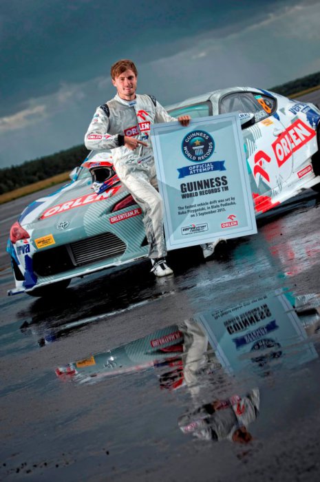 Toyota GT86 установила новый рекорд Гиннеса