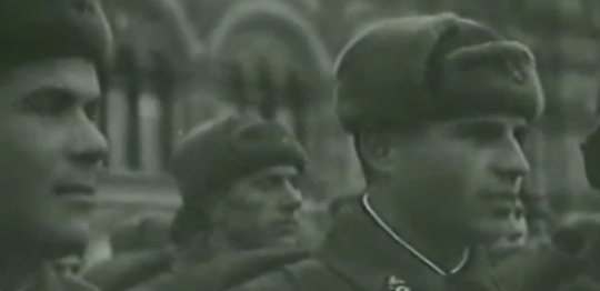 Что немцу хорошо, то русскому "жрать и срать"