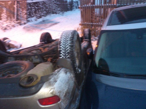 В Красноярске одну дорогу не поделили более десяти автомобилей В Красноярске одну дорогу не поделили более десяти автомобилей