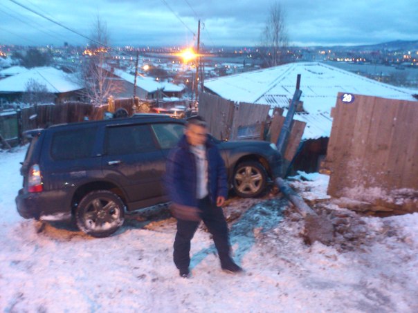 В Красноярске одну дорогу не поделили более десяти автомобилей В Красноярске одну дорогу не поделили более десяти автомобилей