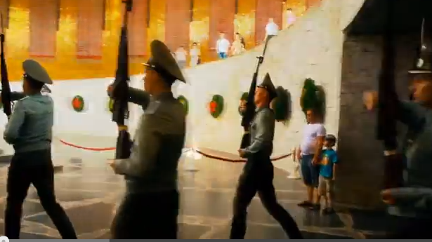 Такие девушки сейчас редкость 3. Белое злато