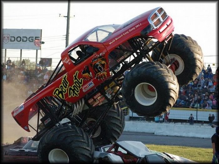 Бигфуты MonsterXtour