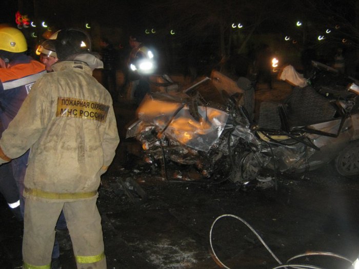 Место ДТП с пятью погибшими в Красноярске до сих пор оцеплено