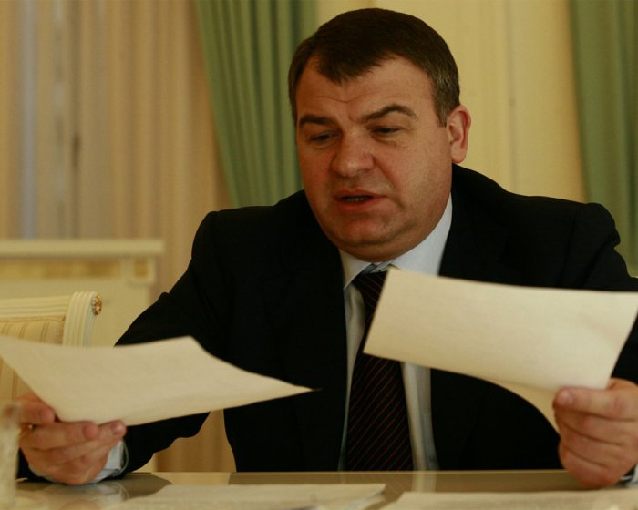 Против Анатолия Сердюкова возбуждено уголовное дело по статье "Халатность"