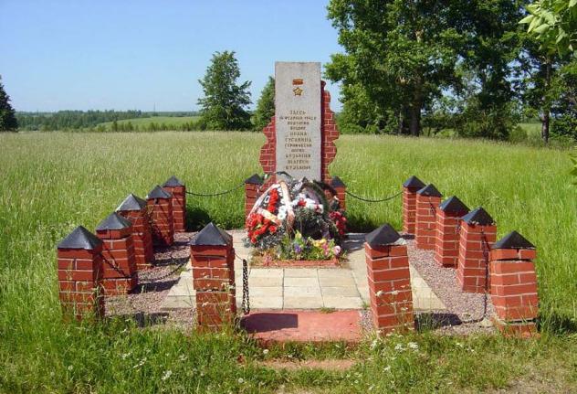 Вспомним подвиги героев Великой Отечественной