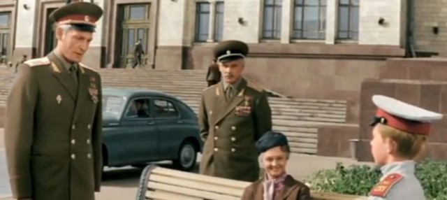 "Офицеры": В Москве появился памятник героям известного фильма